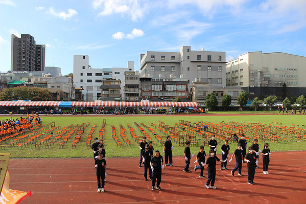 點選作品以查看原圖