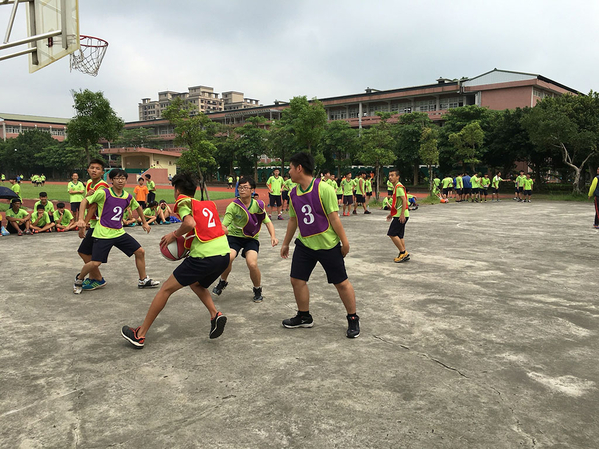 點選作品以查看原圖